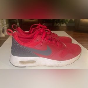 Nike Air Max Tavas shoe kids 4.5Y red grey